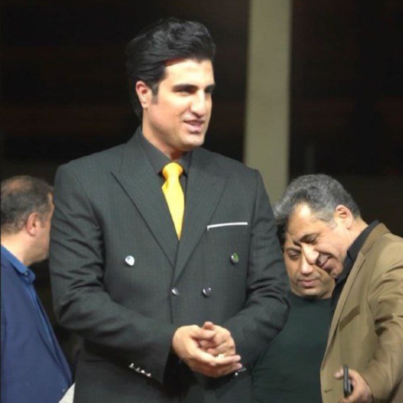 آهنگ جدید محسن لرستانی اﺳﻢ منه دﻳﻪ ﻧﻴﺎر